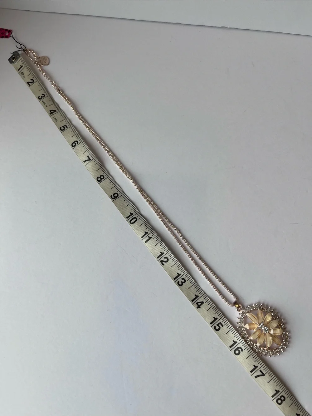 Betsey Johnson Gold Tone Flower Pendant Necklace NWT